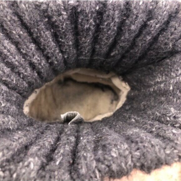 UGG Cambridge Sheepskin Winter Boots 6 - Picture 9 of 12